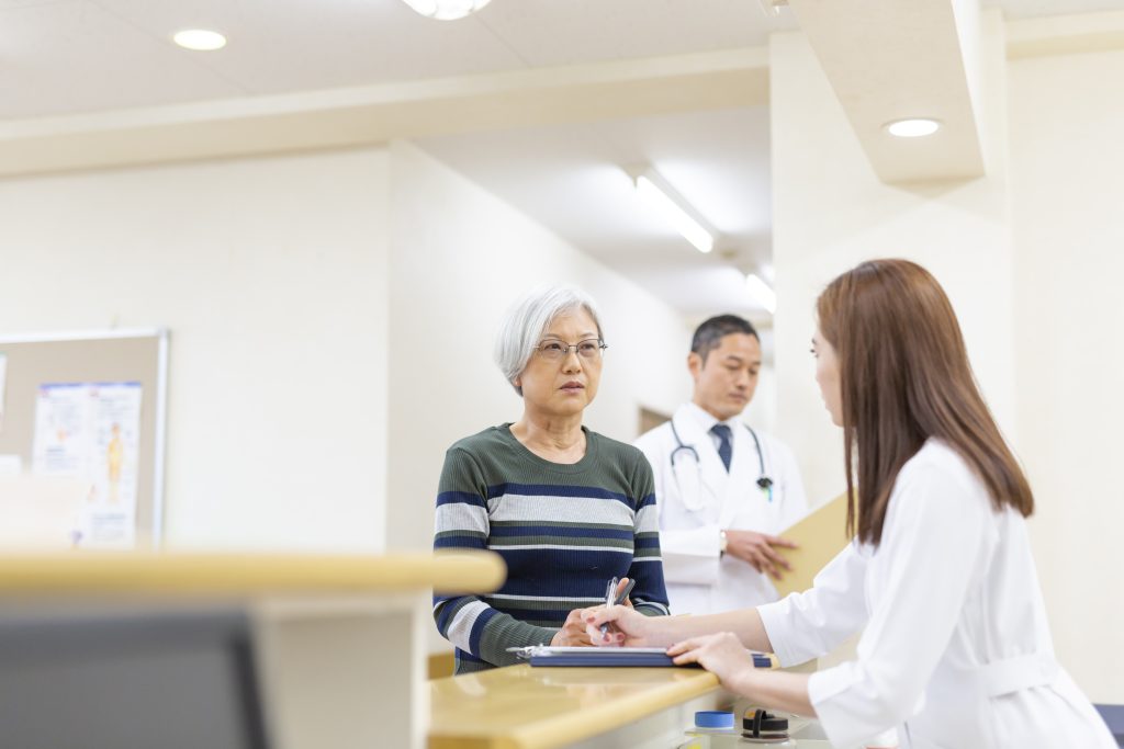 Clinic owners can accomplish this by offering tempting rewards.