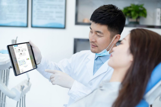 Rekam medis elektronik untuk klinik gigi